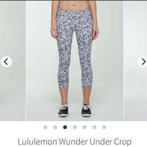 Lululemon cropped leggings